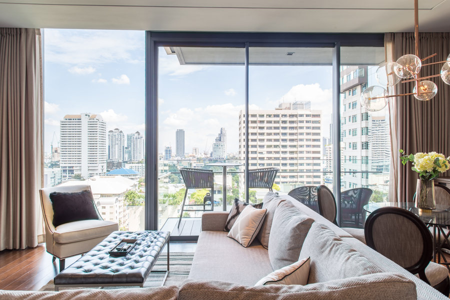Condo lounge with city view